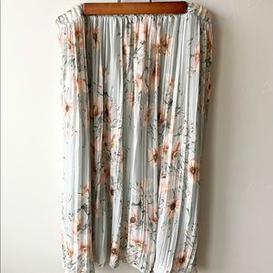Floral Pleated Midi Skirt